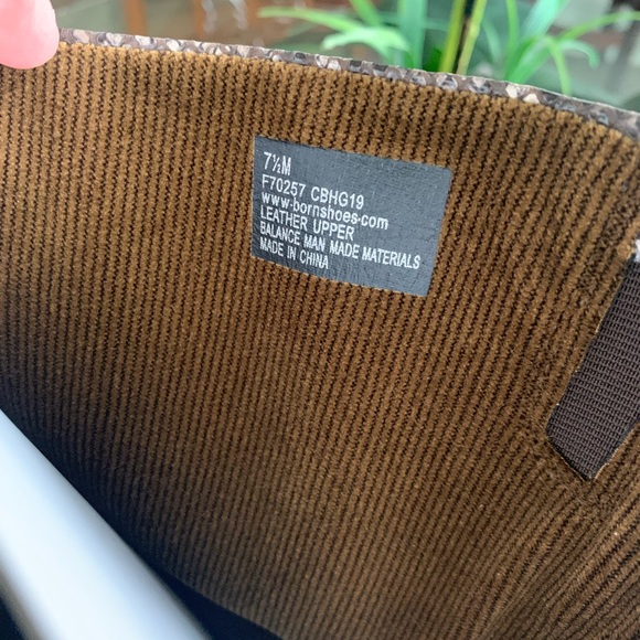 🤎🤎BORN AUDRIANA PYTHON SNAKESKIN LEATHER BOOTS!🤎🤎 - Picture 6 of 7